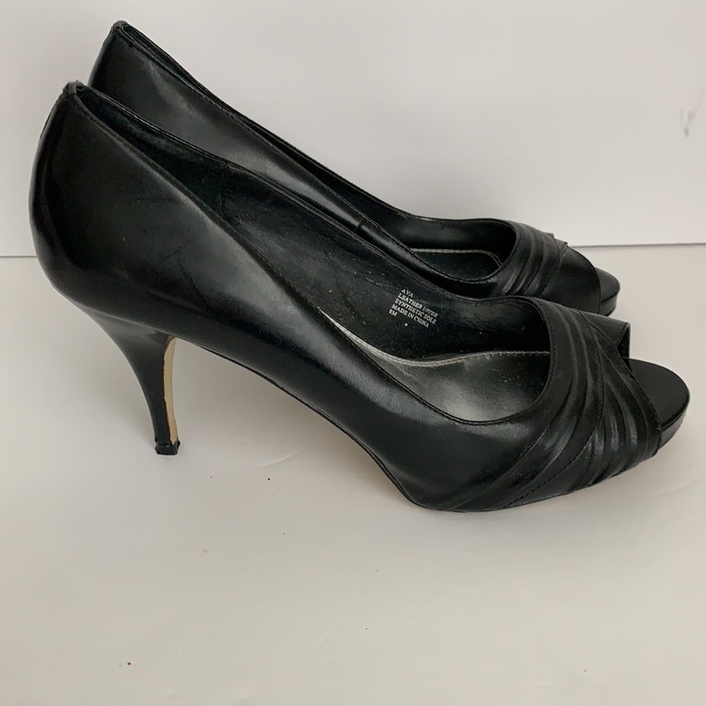 White House Black Market Women’s Pumps Black 8M